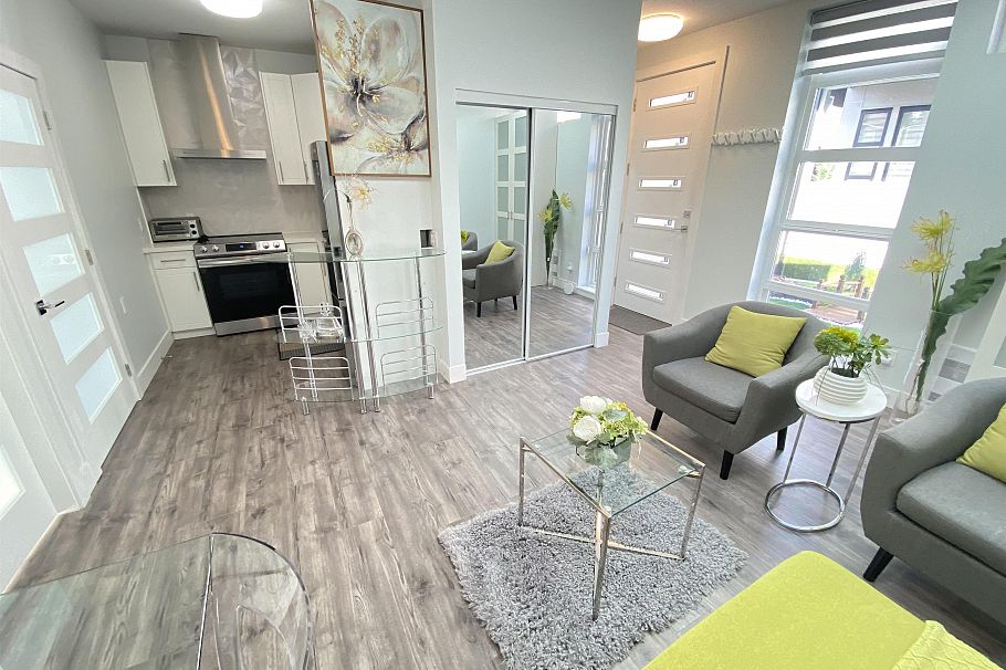 2460 E 19th Avenue Vancouver, BC - 28