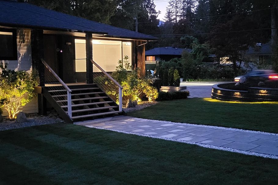 4491 Primrose Lane North Vancouver, BC - 2