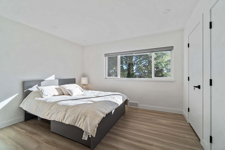 3837 Sunnycrest Drive North Vancouver, BC - 8