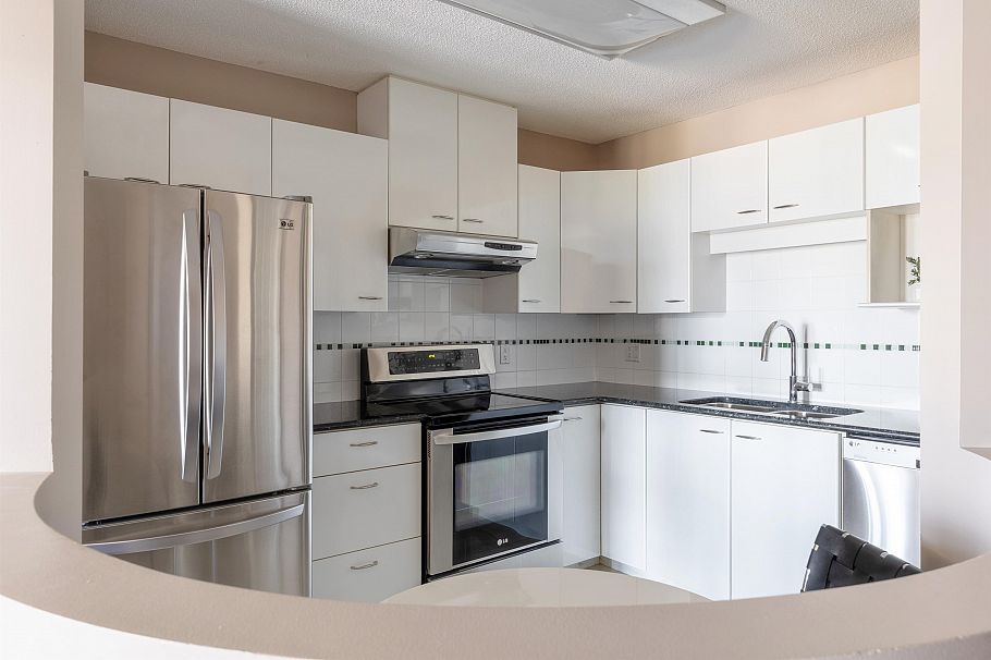 1301 4425 Halifax Street Burnaby, BC - 8