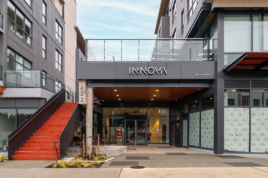 310 422 E 3rd Street North Vancouver, BC - 4