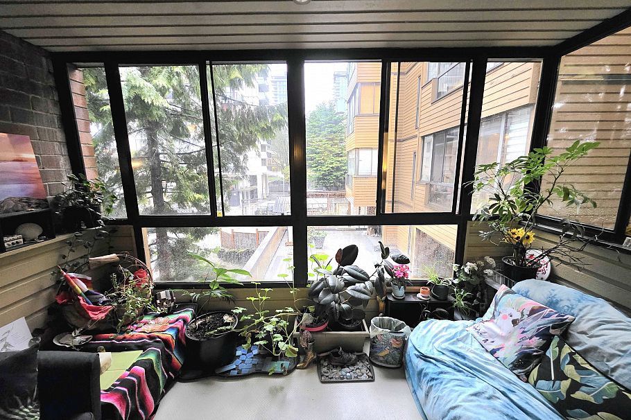 309 1435 Nelson Street Vancouver, BC - 11