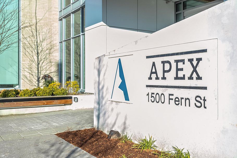 2306 1500 Fern Street North Vancouver, BC - 3