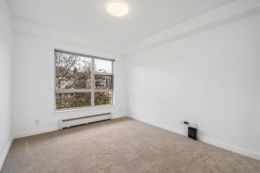 303 1033 St. George's Avenue North Vancouver, BC - 20