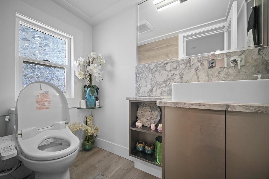 6978 Mckinnon Street Vancouver, BC - 18