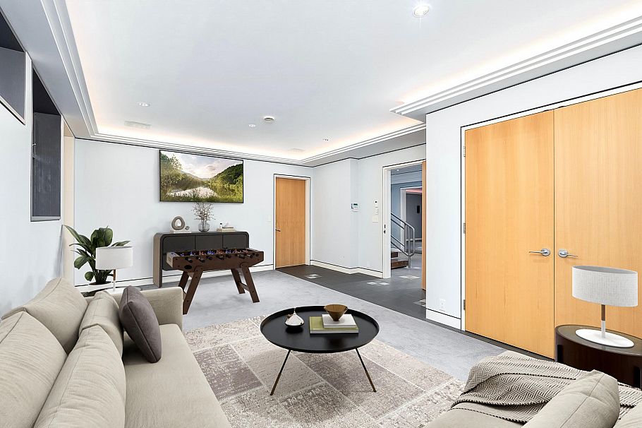 687 Beachview Drive North Vancouver, BC - 28