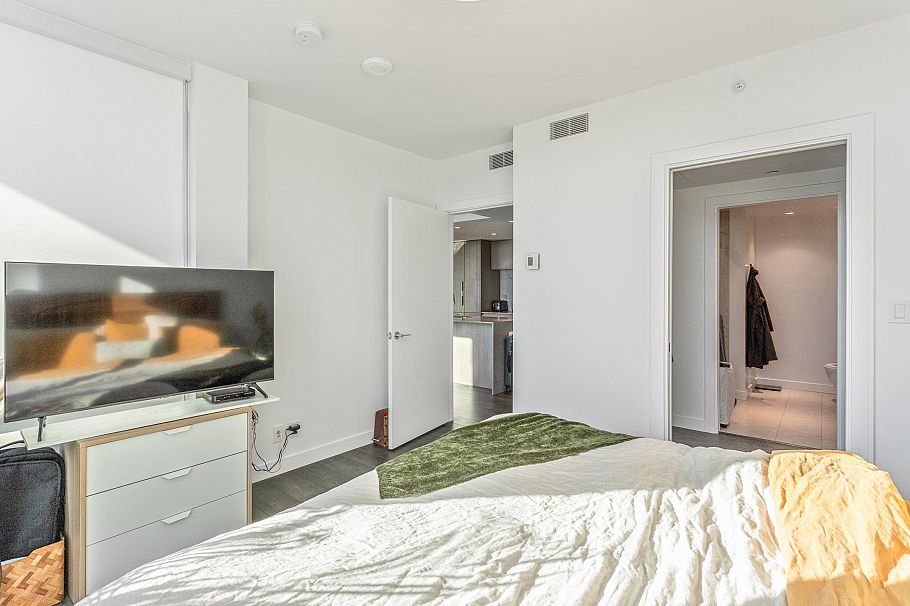 2306 1500 Fern Street North Vancouver, BC - 13