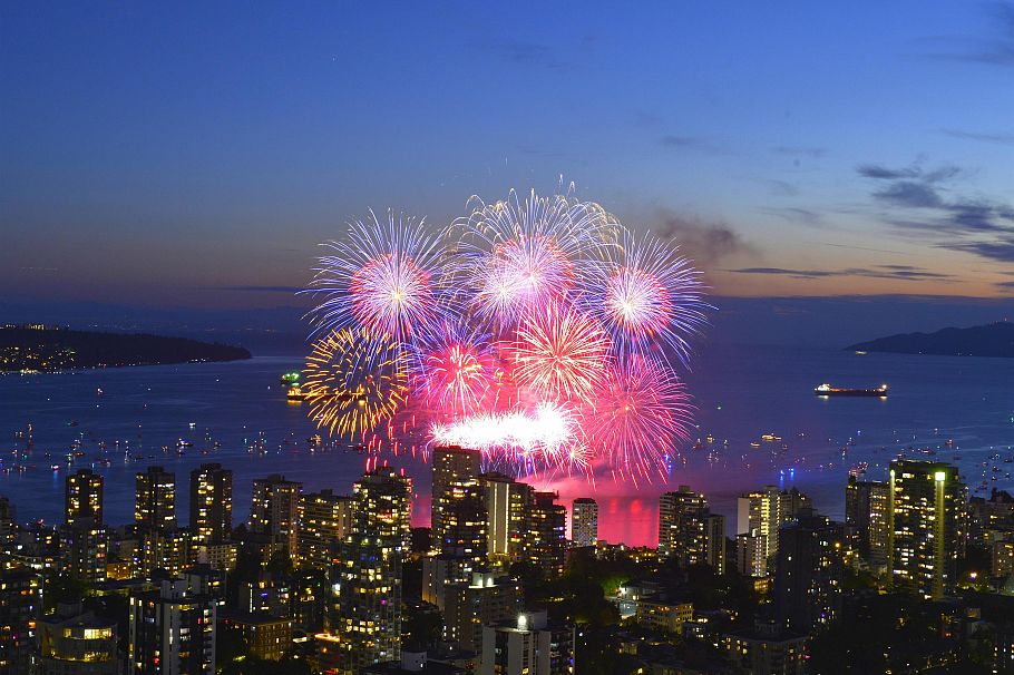 5104 1128 W Georgia Street Vancouver, BC - 2