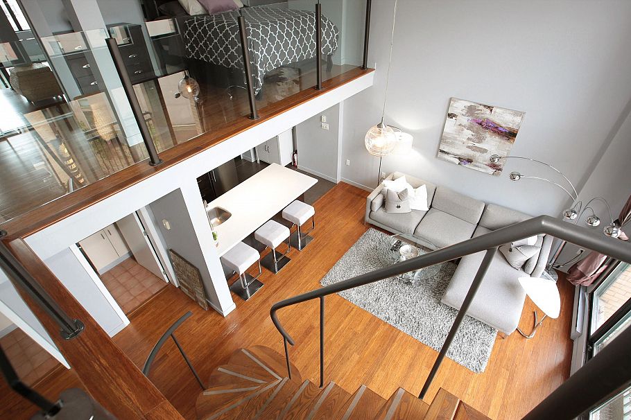 511 22 E Cordova Street Vancouver, BC - 3