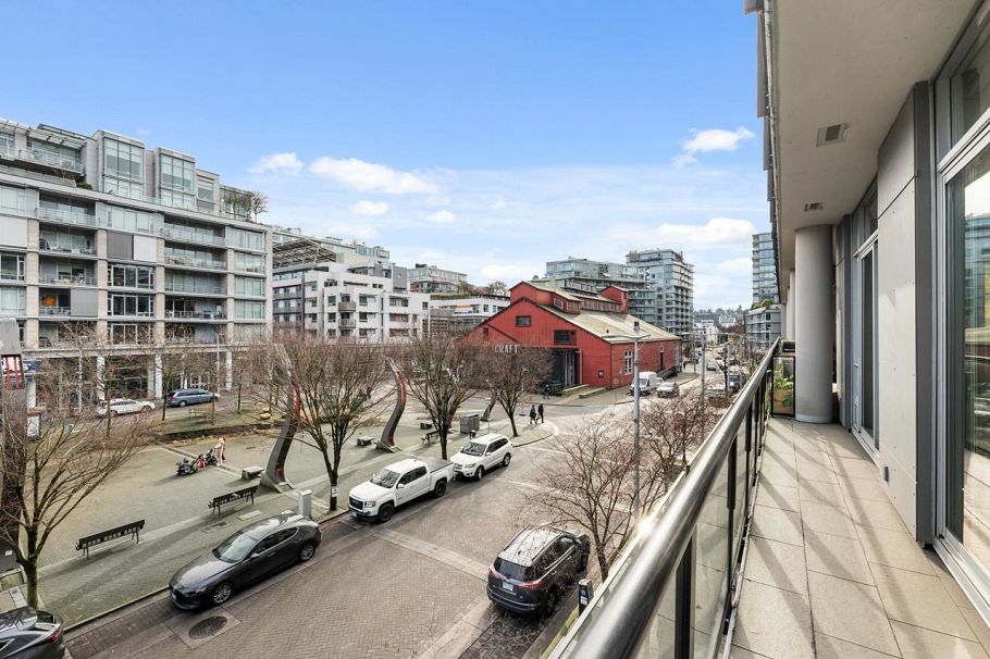 302 1625 Manitoba Street Vancouver, BC - 25