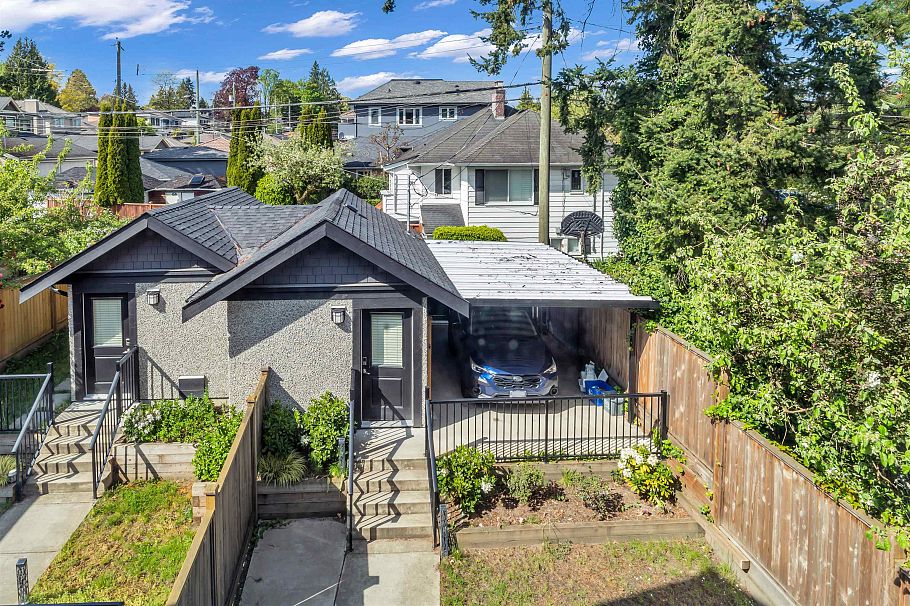 1125 Park Drive Vancouver, BC - 20