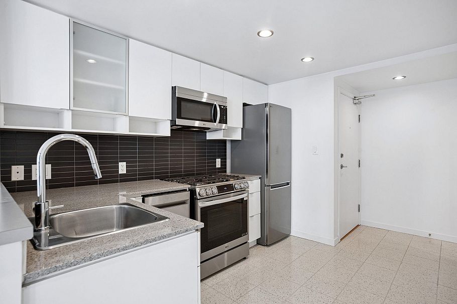 306 928 Beatty Street Vancouver, BC - 8
