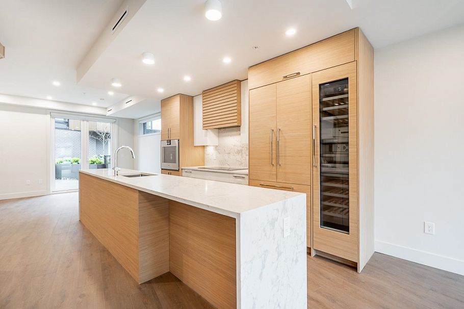 3161 Canfield Crescent North Vancouver, BC - 6