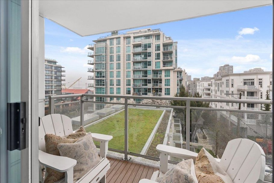 708 188 E Esplanade North Vancouver, BC - 5