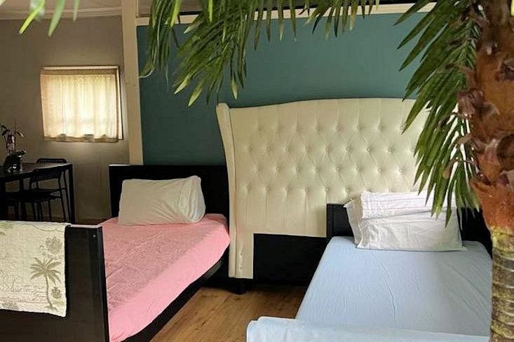 1280 E 33rd Avenue Vancouver, BC - 6