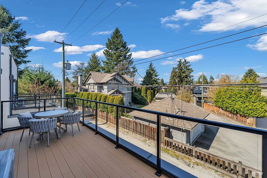 1181 W 33rd Avenue Vancouver, BC - 28