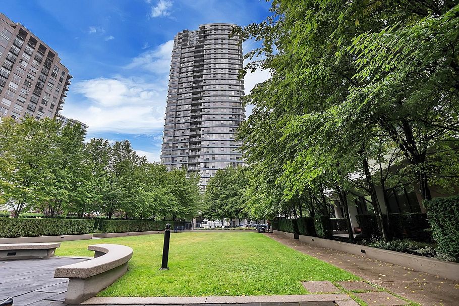 306 928 Beatty Street Vancouver, BC - 25