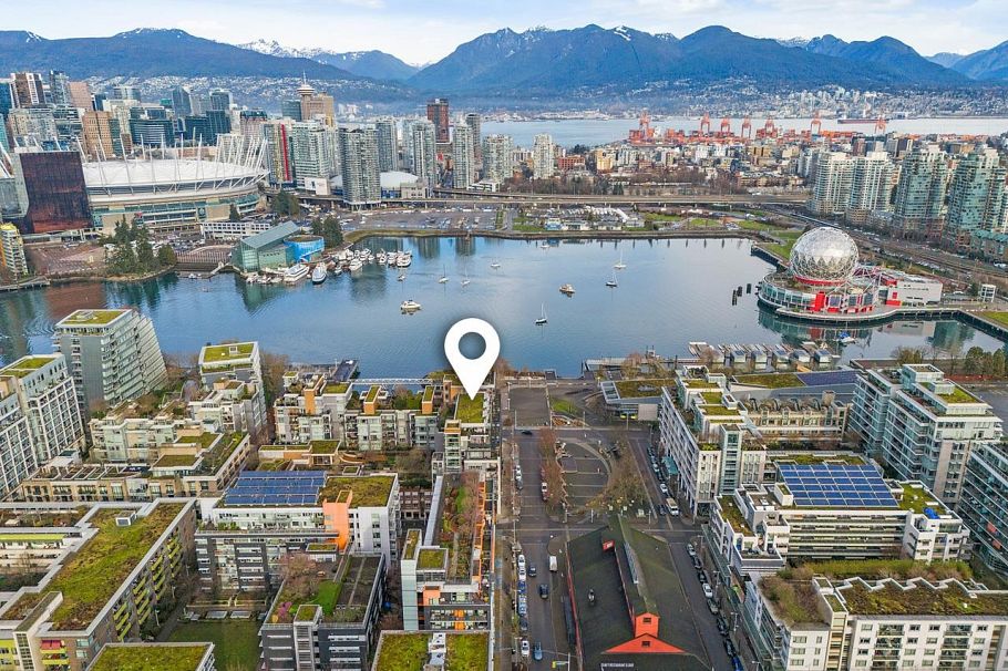 302 1625 Manitoba Street Vancouver, BC - 36