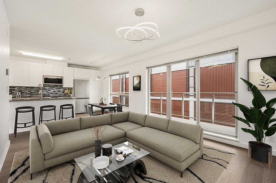 303 1033 St. George's Avenue North Vancouver, BC - 2