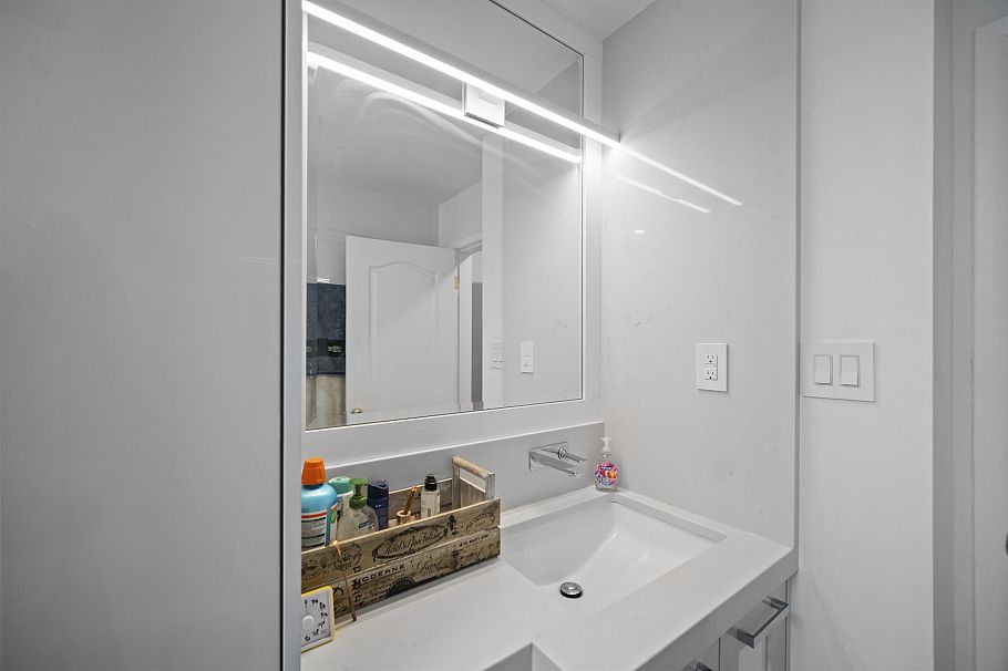 6978 Mckinnon Street Vancouver, BC - 21