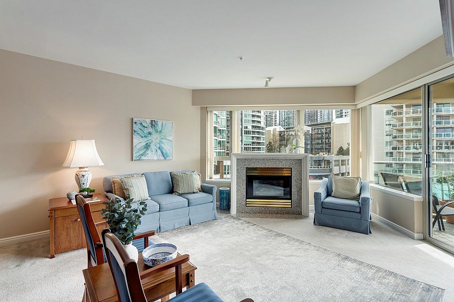 504 1600 Hornby Street Vancouver, BC - 3