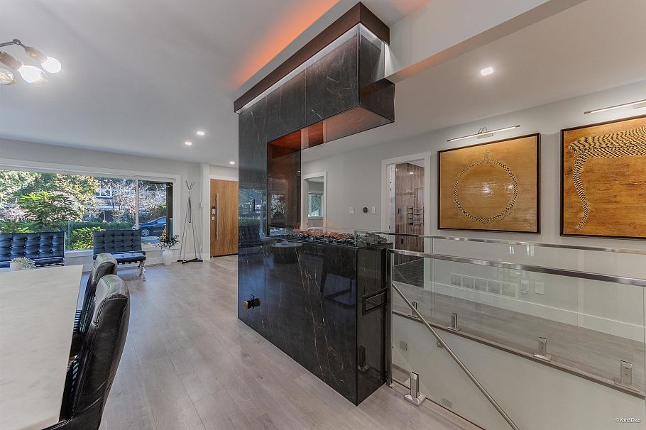 4491 Primrose Lane North Vancouver, BC - 12