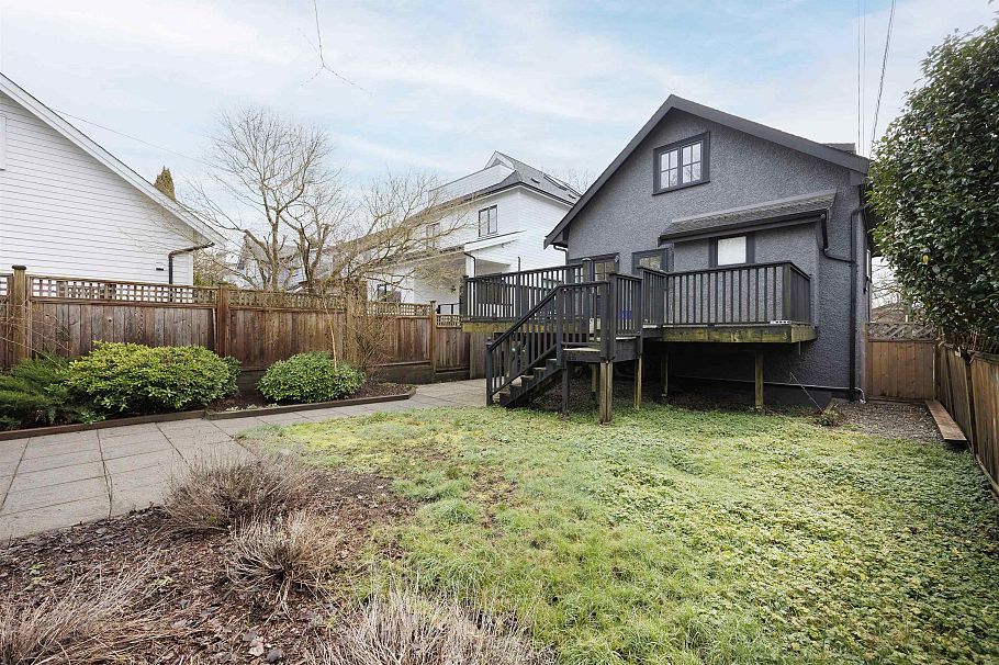 3749 W King Edward Avenue Vancouver, BC - 29