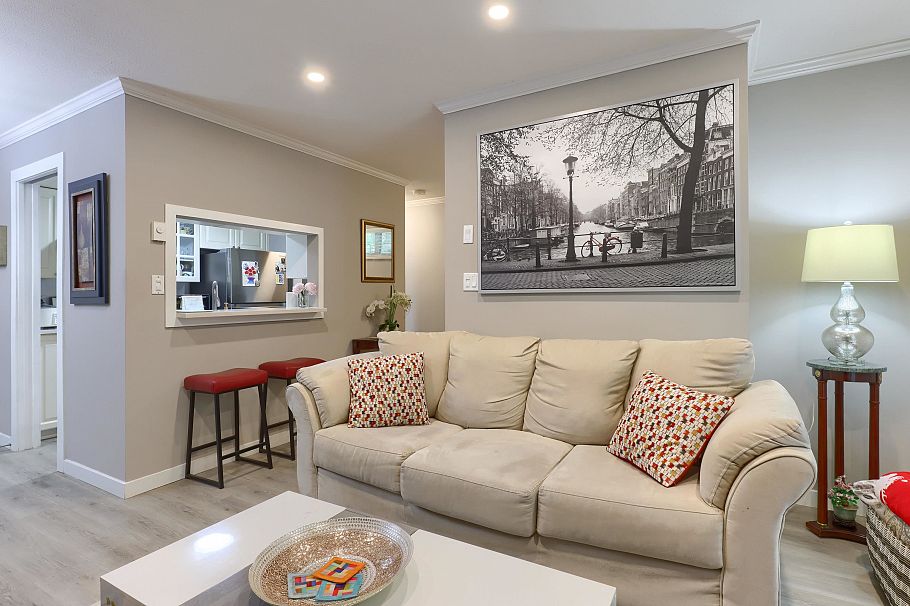 17 2885 E Kent Avenue North Vancouver, BC - 3