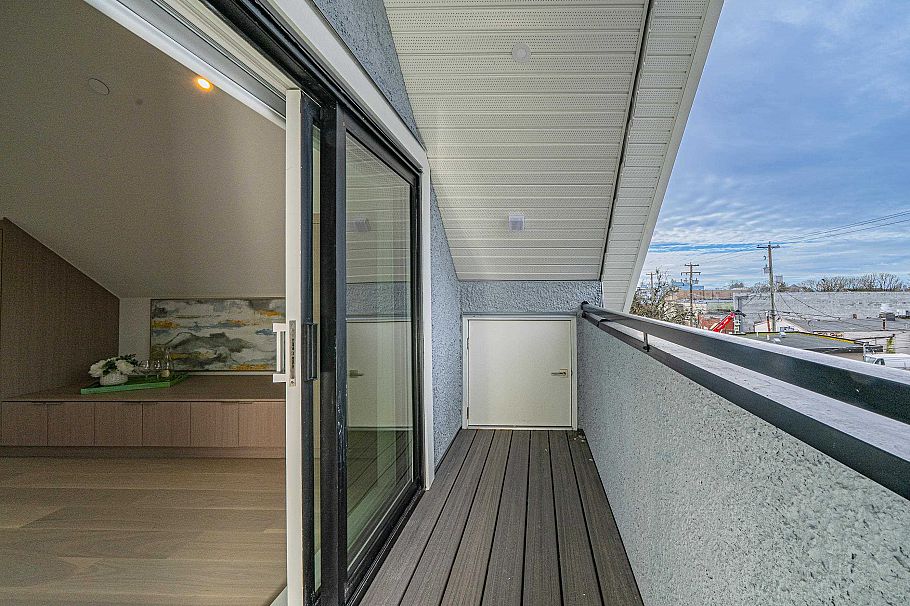 748 E 47th Avenue Vancouver, BC - 27