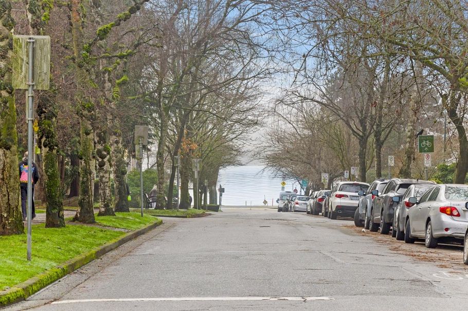 204 1565 Burnaby Street Vancouver, BC - 30