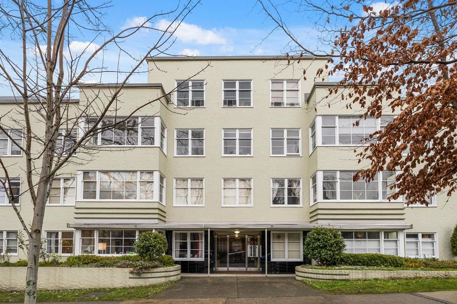 204 1565 Burnaby Street Vancouver, BC - 1