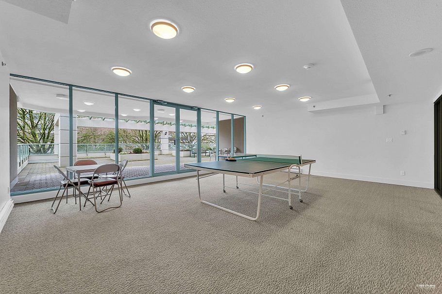 801 140 E 14 Street North Vancouver, BC - 32