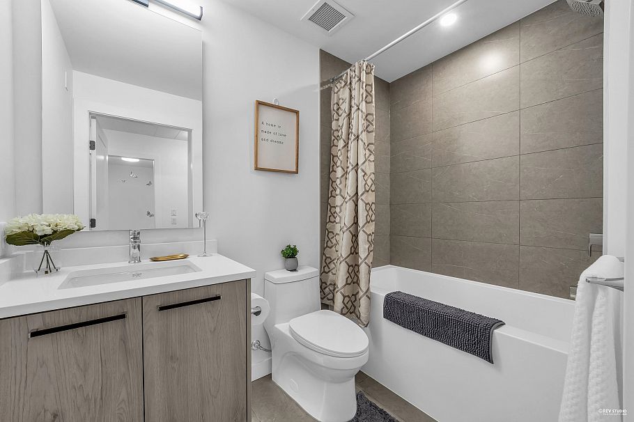 305 6859 Cambie Street Vancouver, BC - 18