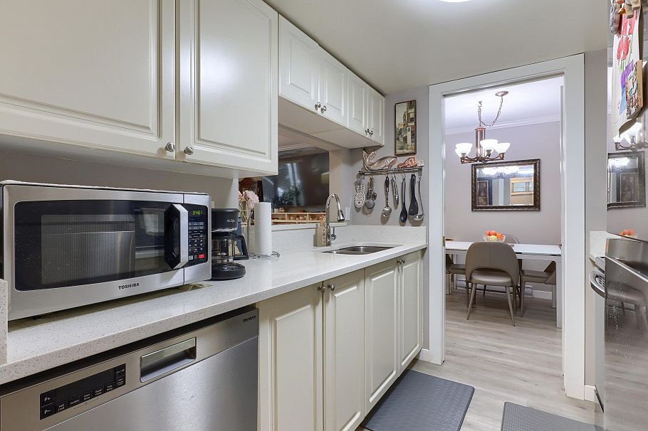 17 2885 E Kent Avenue North Vancouver, BC - 10