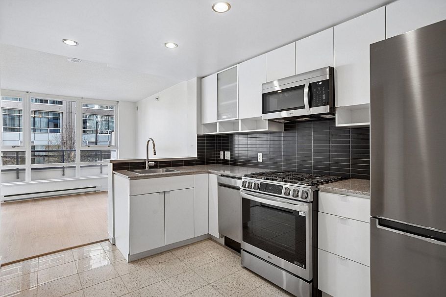 306 928 Beatty Street Vancouver, BC - 7