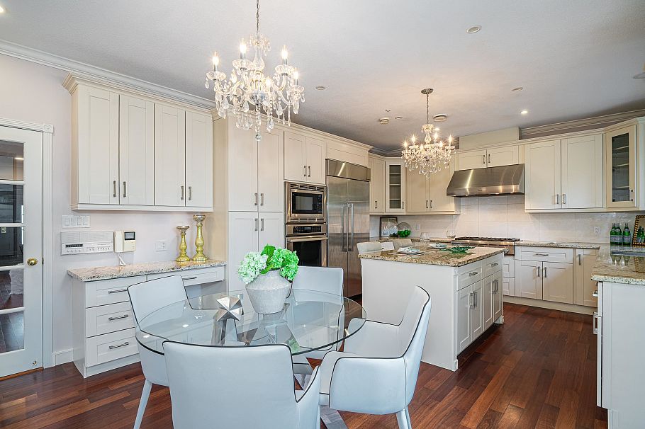 4255 W 15th Avenue Vancouver, BC - 15