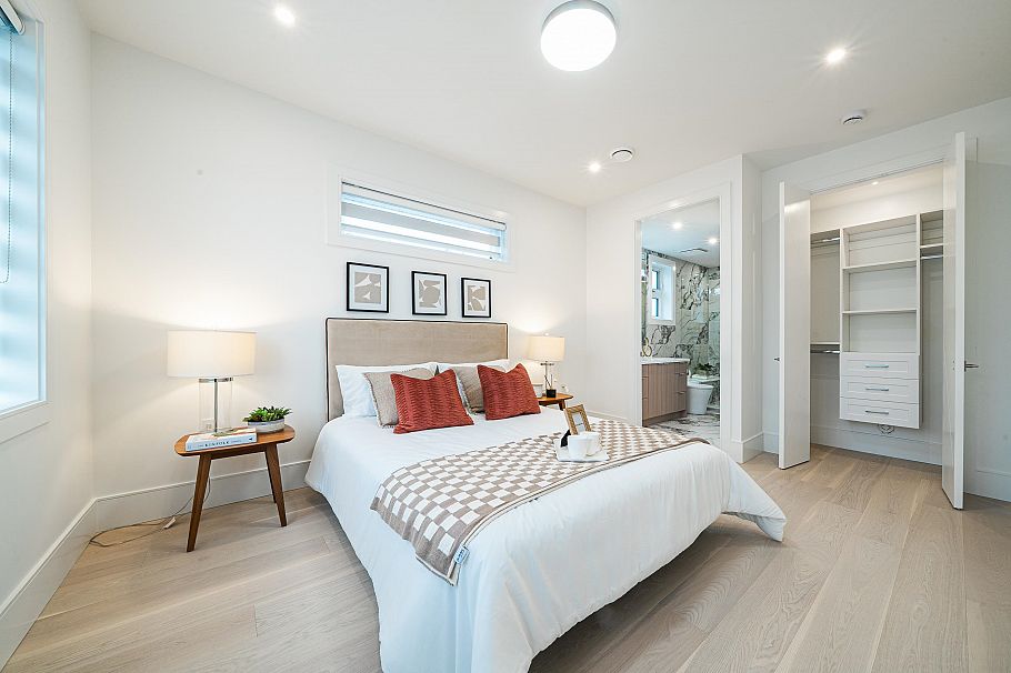 748 E 47th Avenue Vancouver, BC - 20