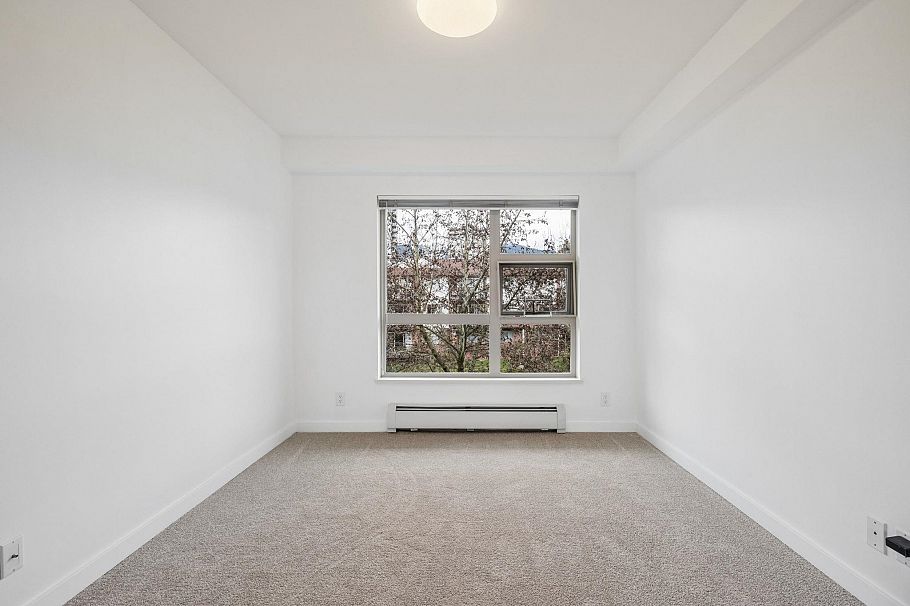 303 1033 St. George's Avenue North Vancouver, BC - 19