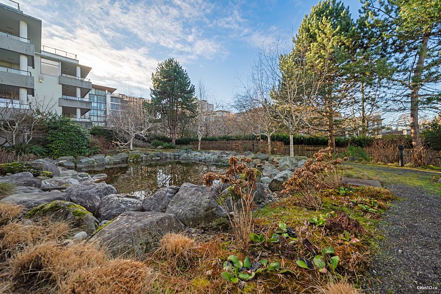 107 6015 Iona Drive Vancouver, BC - 26