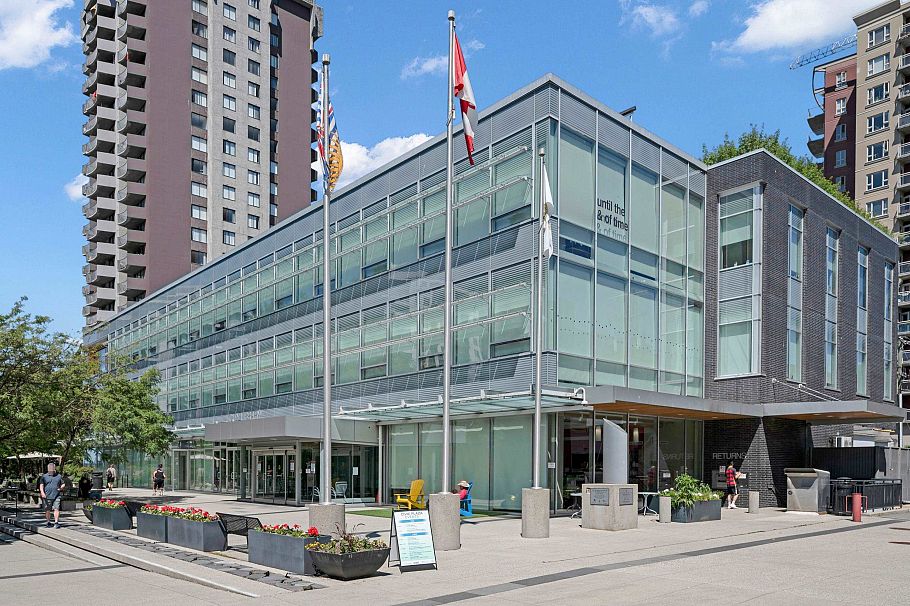 801 140 E 14 Street North Vancouver, BC - 38