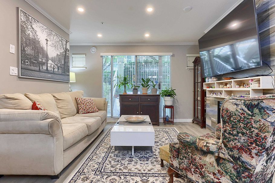 17 2885 E Kent Avenue North Vancouver, BC - 1