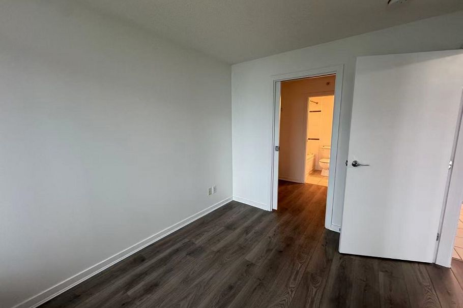 1715 610 Granville Street Vancouver, BC - 5