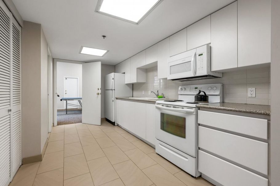 312 503 W 16th Avenue Vancouver, BC - 22