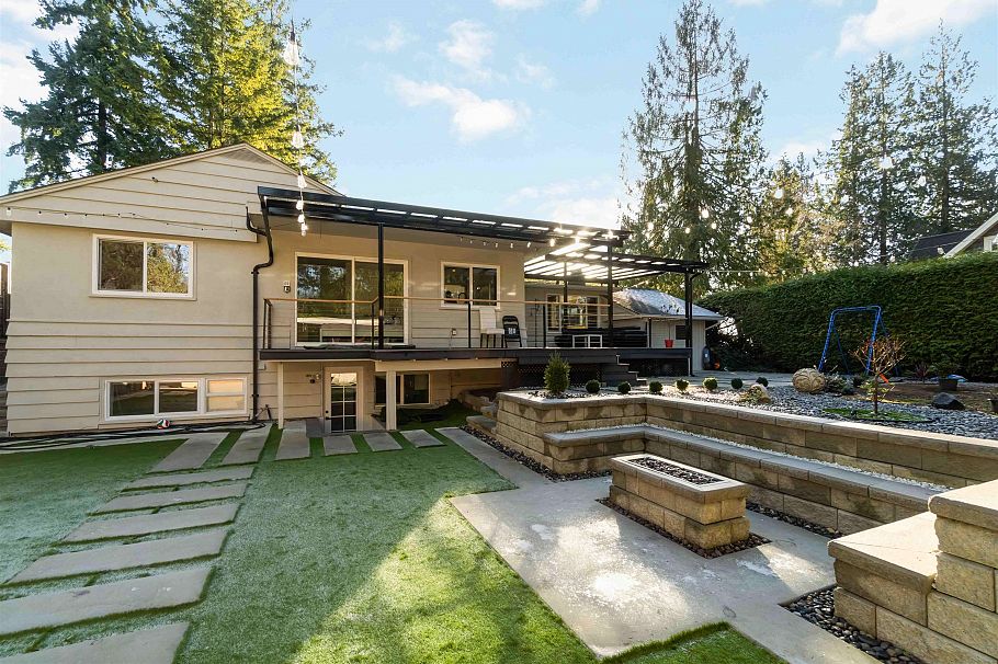 3837 Sunnycrest Drive North Vancouver, BC - 26