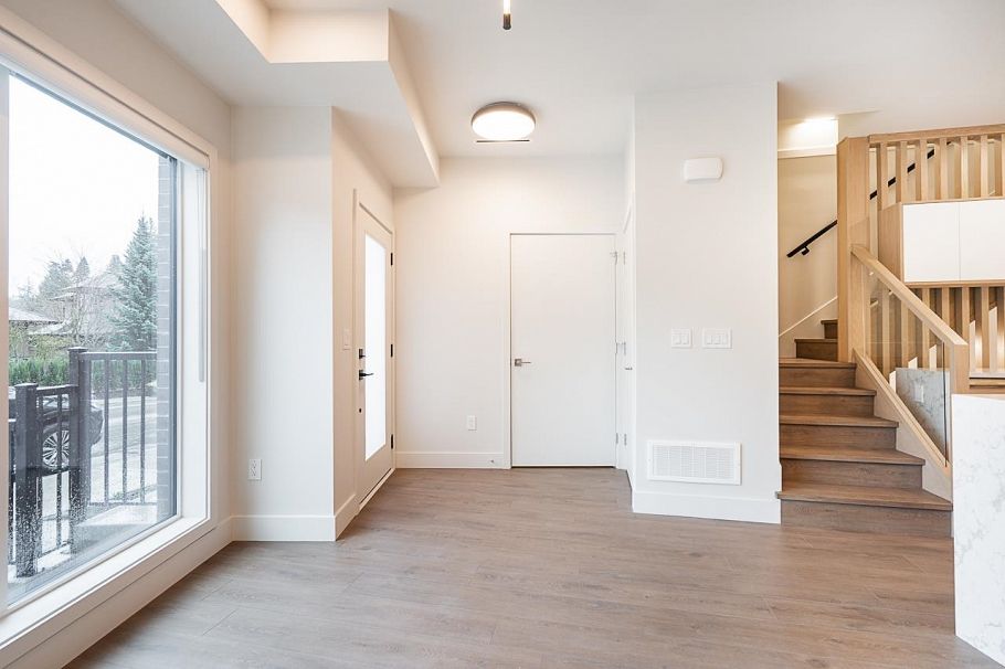 3161 Canfield Crescent North Vancouver, BC - 4