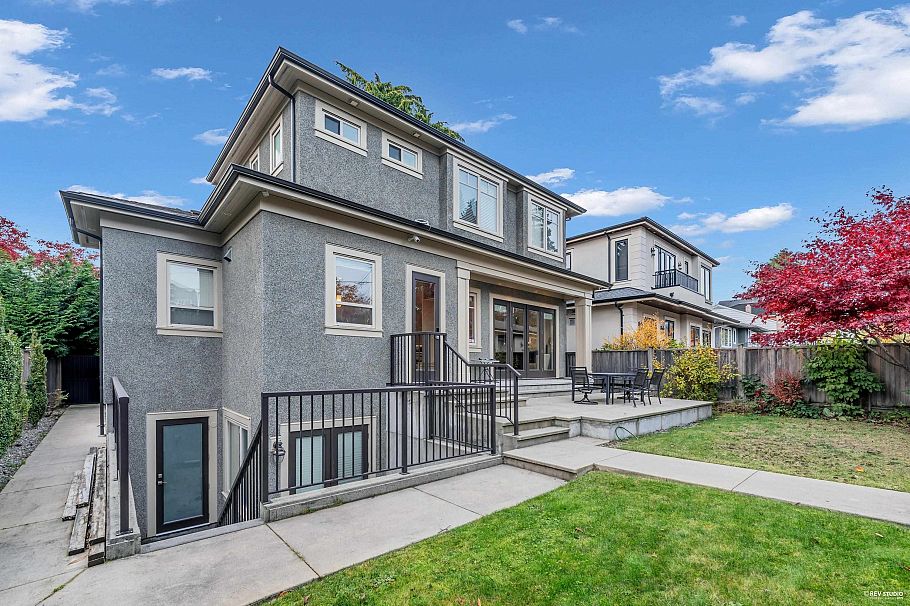 7458 Maple Street Vancouver, BC - 38