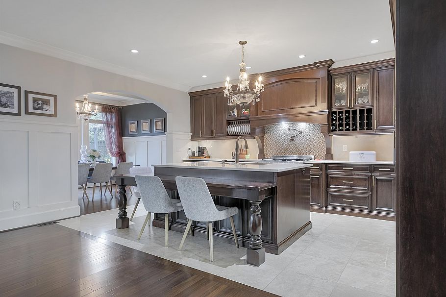 518 E 16th Street North Vancouver, BC - 9