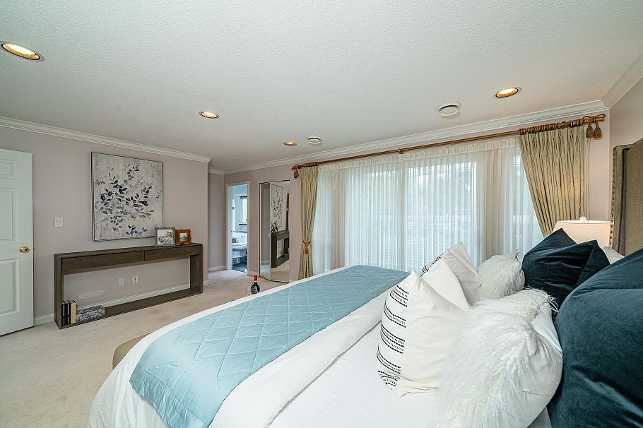 4255 W 15th Avenue Vancouver, BC - 21