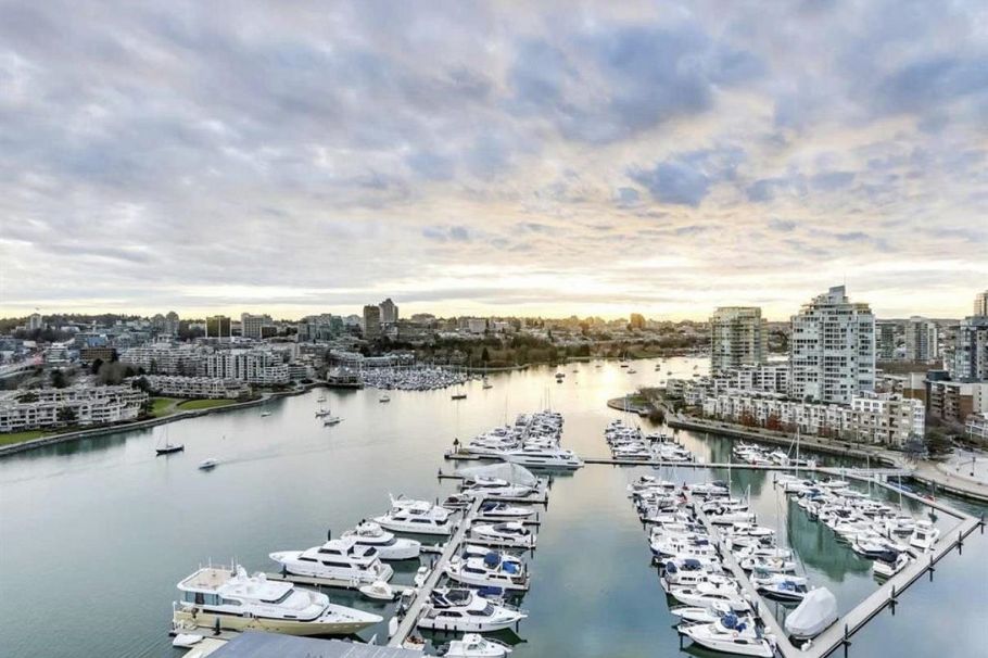 2706 1033 Marinaside Crescent Vancouver, BC - 21