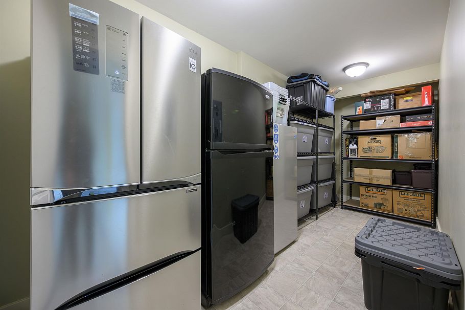 3402 Anne Macdonald Way North Vancouver, BC - 19